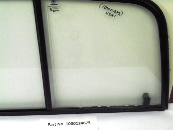 SLIDING WINDOW(R/H) ASS'Y N50Z3 (Part No. 1000124875)