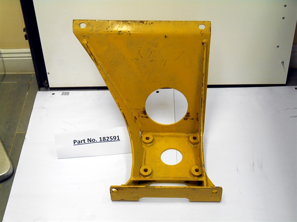 BELL MOUNT (Right Hand) TAILGATE B25D II (Part No. 182591)